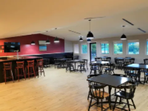 Ramada by Wyndham Florenceville โรงแรมในCarleton County