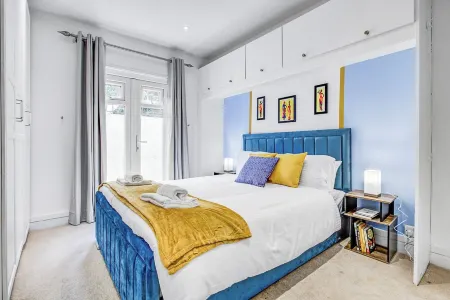 Wimbledon/Discount/Ensuite/Close to AELTC&Station Отели рядом с достопримечательностью «Баддхападипа Темпл»