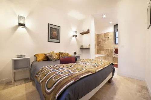 Chapelle Rénovée du Xixe Siècle Hotels in Montargis