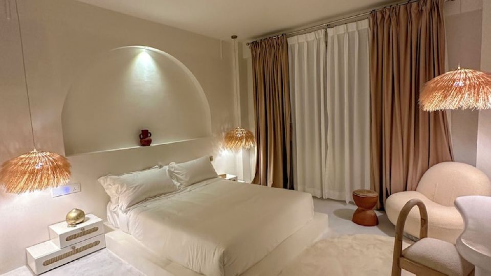 Cozy 1-bedroom apartment in charming Kathmandu with AC, WiFi