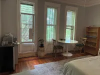 Unicorn Studio - Historic Newburgh near Beacon + Hiking Hotels in Newburgh