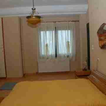 Elegant villa with private beach, pool, barbecue, sauna, jacuzzi and herb garden Rooms