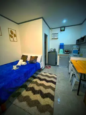 Cozy studio with WiFi and AC in General Luna, Siargao Room B