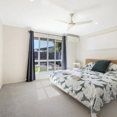 Bargara HavenWelcome to your personal oasis: Coastal calm blends with style.