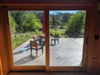 RiverSong Main: 3br 2ba River Access, Rock Pool, Creek View, Nature Life