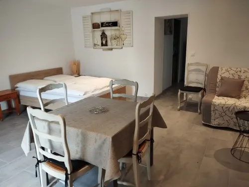 Vacation rental for 2 people Hotels in Romorantin-Lanthenay