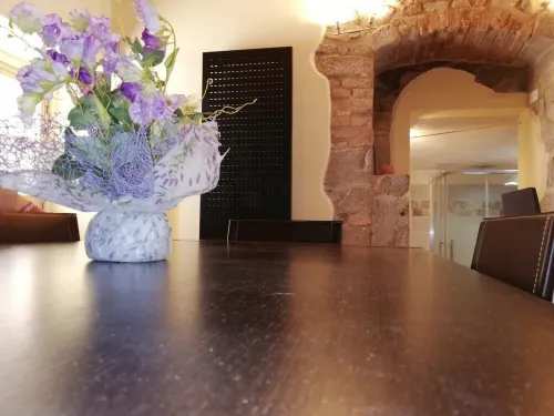 Tuscan Maremma: house in the medieval village of Roccatederighi. Hotels in Roccastrada