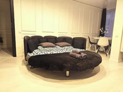 The Oasis - Retro Modern Vogue Hotels in Avoti