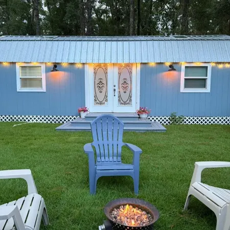Peaceful Barn Retreat on 7 Private Acres / Near Gainesville and Springs
