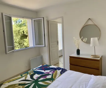 A little gem in lush greenery - sea view Отели в г. Лумио