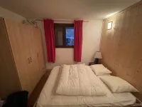 Quiet family chalet in the center of Les Claux resort, 250 minutes from the slopes.<br>