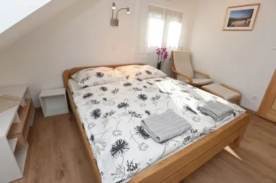 Cornflower House 250m from Lake Balaton, 500m beach with child-friendly shore Hotels in Balatonszeplak