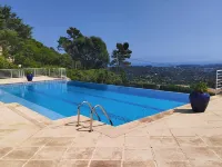 Villa vue mer ,grande Piscine à Débordement, Tennis, Piscine Intérieure, Hotels near La Petite Cave of St. Paul