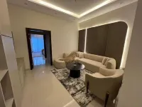 1 Bedroom Apartment with Golf Course Views