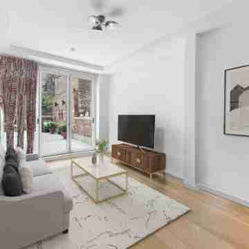 Modern 4 bedroom in heart of Downtown Brooklyn across from Barclay's center Others