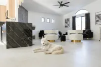 Private Resort, Heated Pool, Spa, Cabana