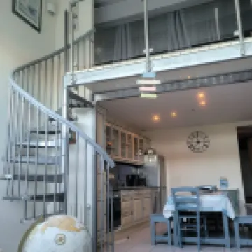 L'Entre Vagues (100m from the beach)