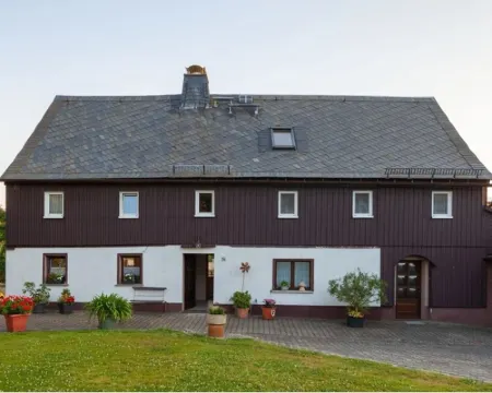 A lovingly restored old farmhouse in Heeselicht Hotels in Stolpen