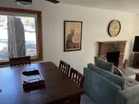 Cozy Tahoe Cottage