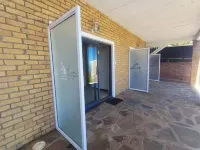 Cloud 9 Room 6 King Bed & Stunning Views