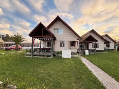 Cabañas Villa Alejandra Отели в г. 