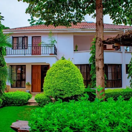 Oreteti Home offers stunning Landscapes with a breathtaking view of Mount Meru.