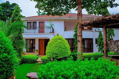 Oreteti Home offers stunning Landscapes with a breathtaking view of Mount Meru.
