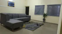 Chic 2-bedroom apartment with AC, WiFi in amazing Abuja