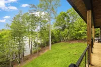 Lakefront Cabin - Private Dock, Firepit, Pontoon Boat Rental Available