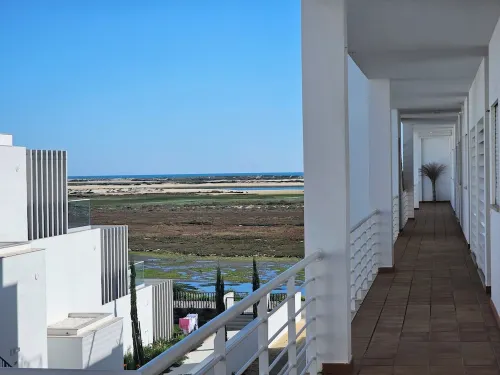 Seafront Complex with private pool, two bedroom apartment fully equipped Hotels in Fuseta