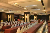 The Legacy Hotel Hotels in Nonthaburi