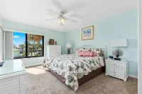 Ocean Village - Beach Condo just a few steps away from the beach 🏖