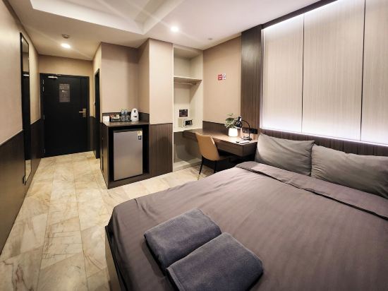 Max Residence