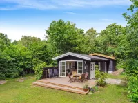 "Riana" - 700m from the sea