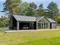 "Ella" - 1.2km to the Fjord - Homestays
