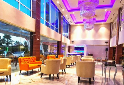 지'사인 호텔 반자르마신