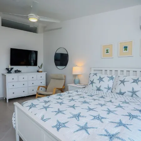 Beachfront Villa Alma Marina – 1 Min to the Beach I Your Home Away from Home