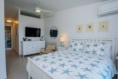 Beachfront Villa Alma Marina – 1 Min to the Beach I Your Home Away from Home