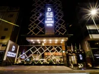 White Diamond Hotel Sari Hotels near N2 Mall
