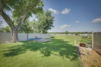 Glendive Getaway w/ Yellowstone River Access! - Parkplatz