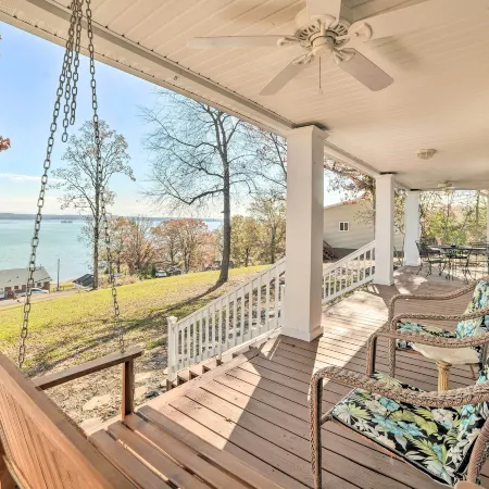 Country-Chic Home w/ Fire Pit, Steps to Lake!