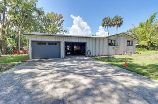 Charming Canalfront Retreat w/ Double Boat Slip!
