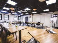 Hôtel Mercure Pau Palais des Sports Các khách sạn ở Pau