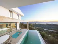 Villa in Marbella with Private Heated Pool - فلل