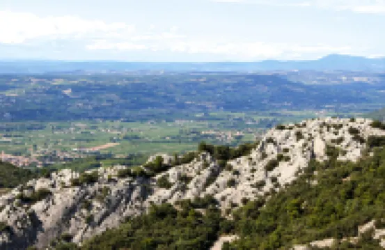Relaxing Home Near Pool in Malaucène