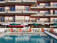 Aparthotel Adagio Rome Vatican - Kolam Renang
