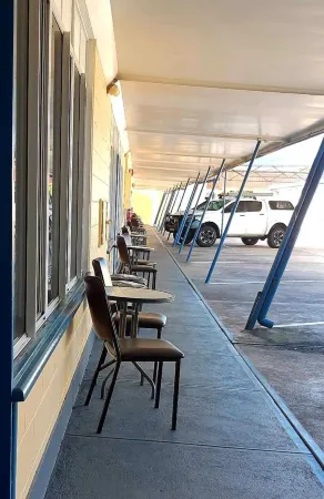 Burdekin Motor Inn Отели в г. Эр