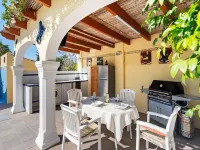 Calpe Pool Villa Near Beach