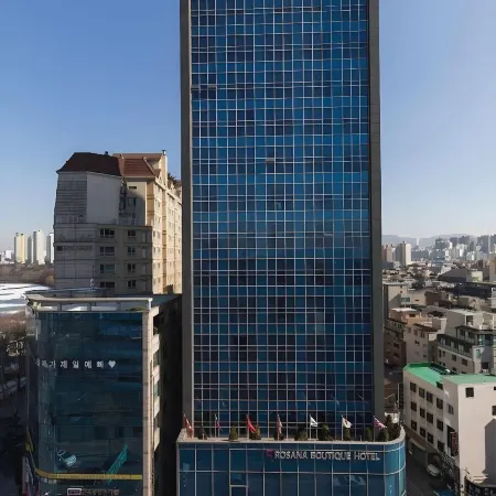 Rosana Hotel Отели рядом с достопримечательностью «Торговый центр Garden 5»