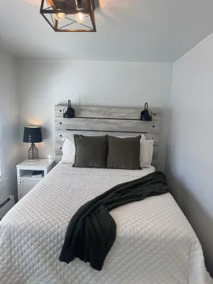 Late Summer Retreat • Firepit • Lake • Downtown! Hotels near University of Wisconsin-Oshkosh